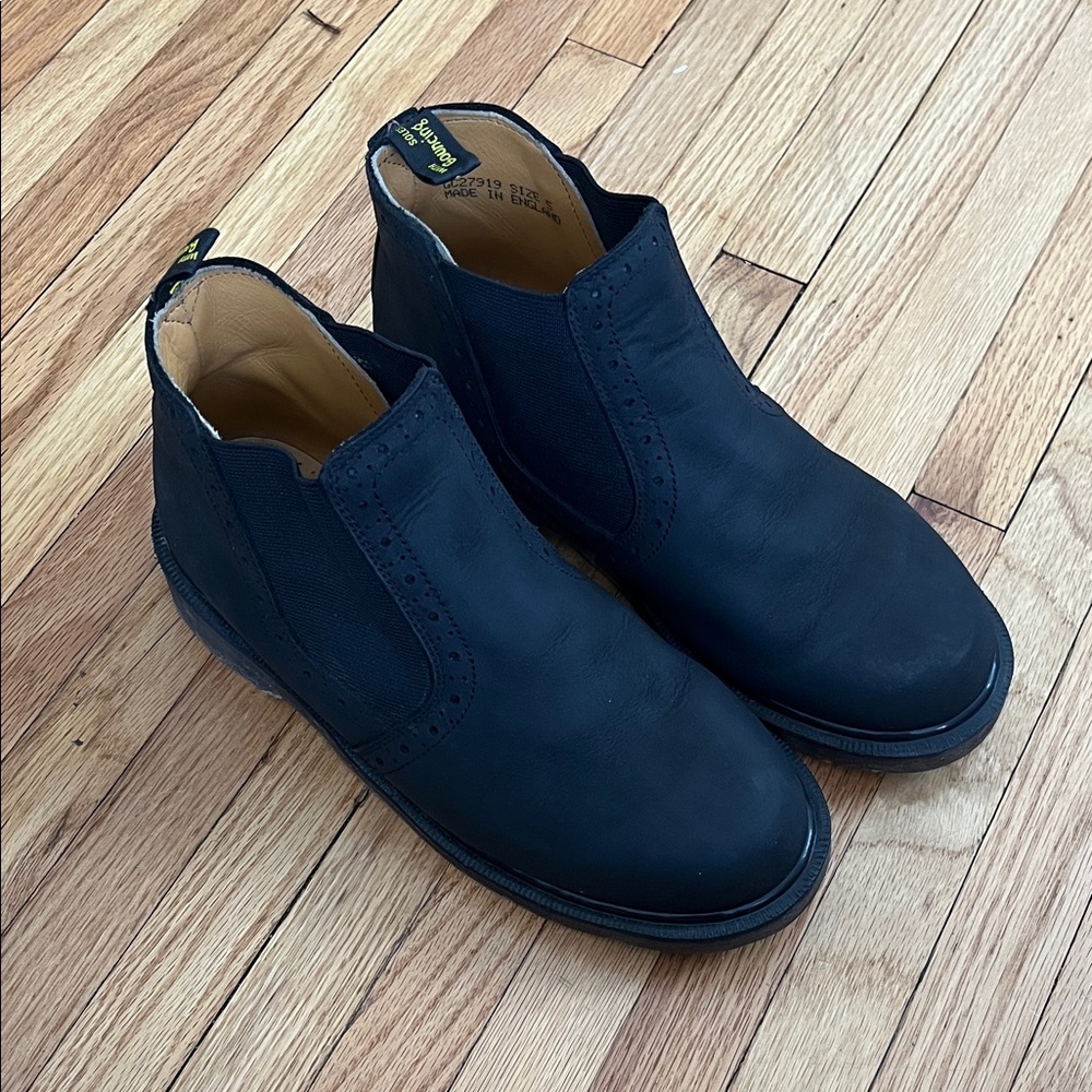 Dr. Martens Black Leather Low Boots Size 5